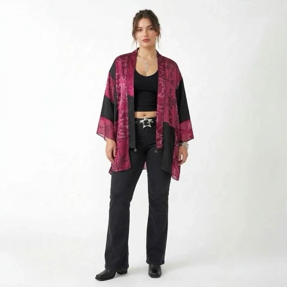 Units Vintage Silk Blend Kimono 1X Pink Black Floral Open Jacket Whimsigoth - Picture 2 of 10